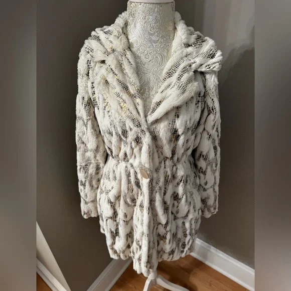 Donna Salyers Fabulous Furs Girls NWOT Size XL
